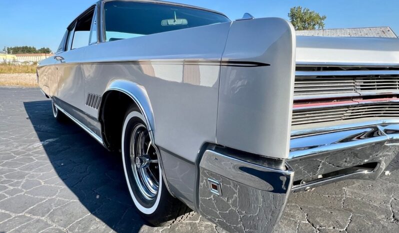 								1968 Chrysler 300 440CI 4BBl V8 full									