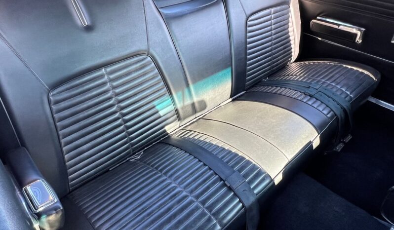 								1968 Chrysler 300 440CI 4BBl V8 full									