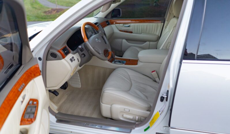 
								2005 Lexus LS430 Ultra Luxury Package full									