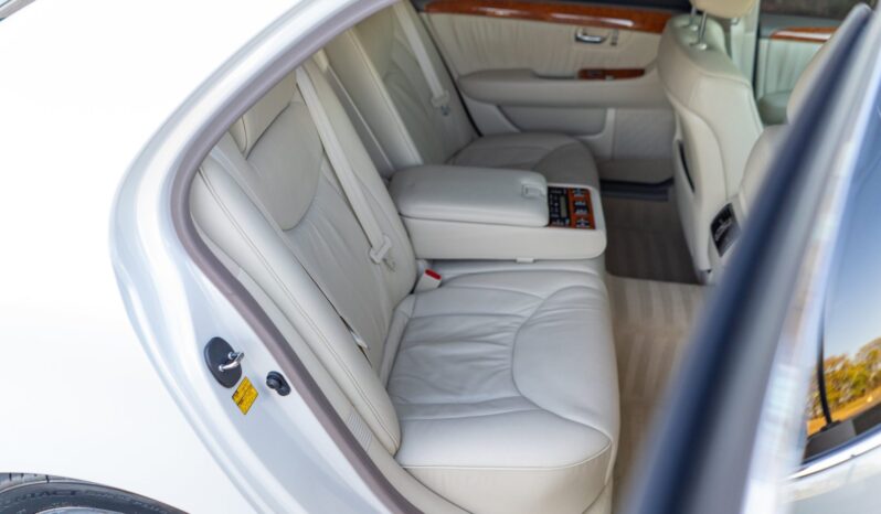 
								2005 Lexus LS430 Ultra Luxury Package full									