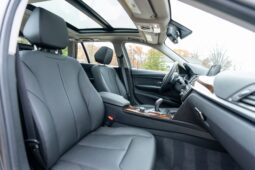 
										2015 BMW 328i xDrive Sports Wagon full									