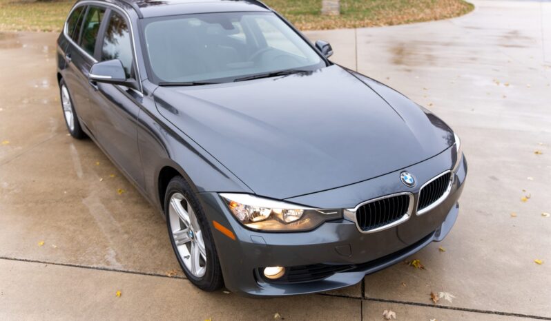 2015 BMW 328i xDrive Sports Wagon 1