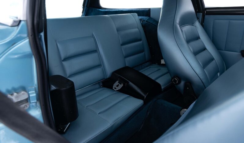 
								1973 Volvo 1800ES 4-Speed full									