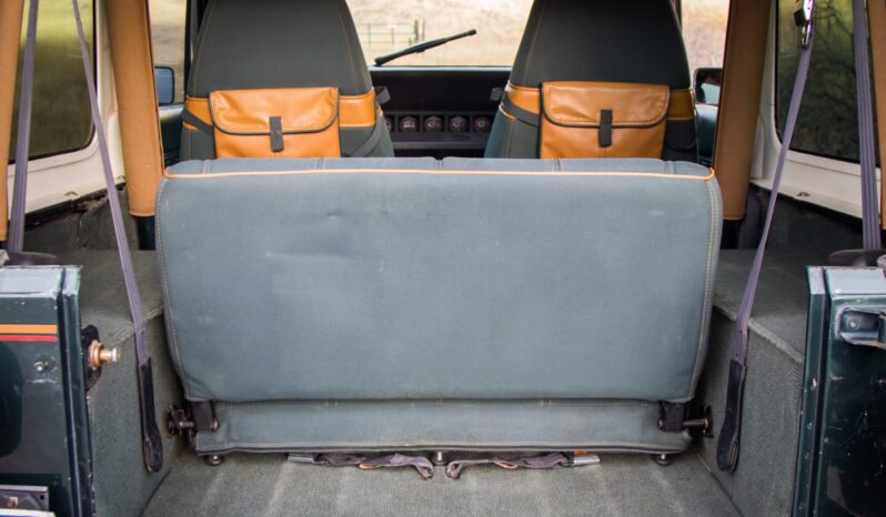 
								1993 Jeep Wrangler Sahara 4.0 5-Speed full									