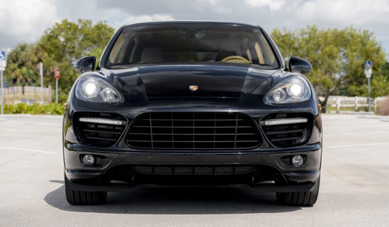 
								2014 Porsche Cayenne GTS full									