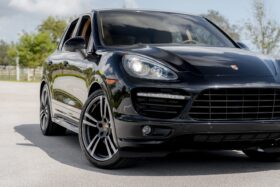 2014 Porsche Cayenne GTS