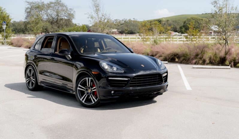 
								2014 Porsche Cayenne GTS full									