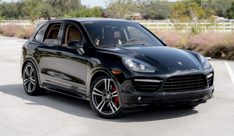 
								2014 Porsche Cayenne GTS full									
