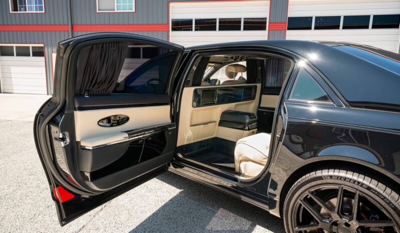 
								2008 Maybach 62S w/Partition full									