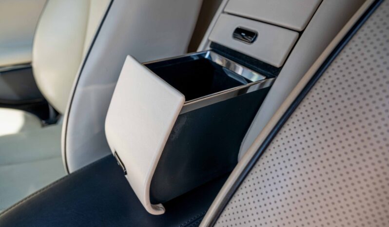 
								2008 Maybach 62S w/Partition full									