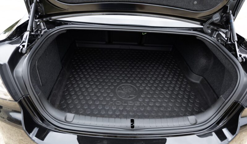 
								2016 Chevrolet SS Sedan 6-Speed full									