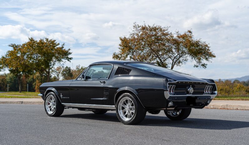 
								967 Ford Mustang Fastback S-Code full									