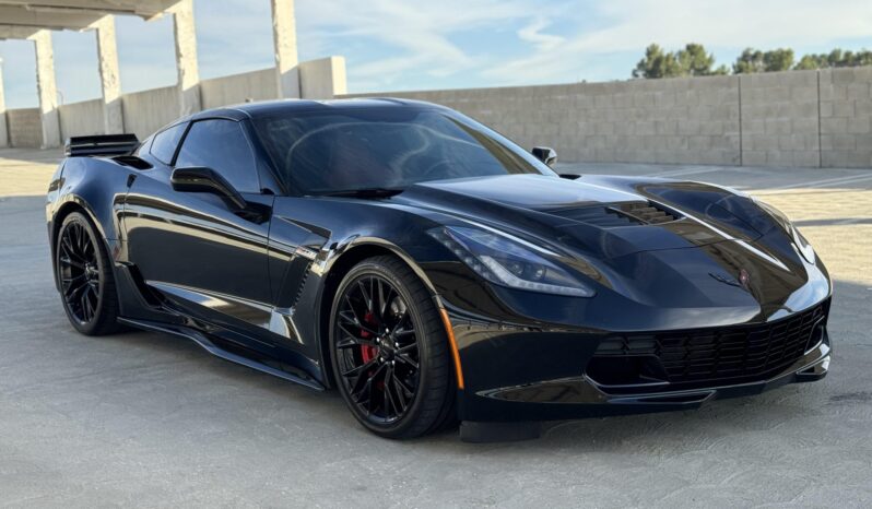 
								2016 Chevrolet Corvette Z06 Coupe 7-Speed full									