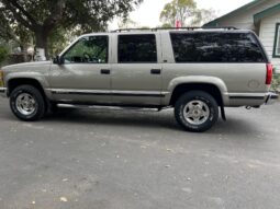 1999 Chevrolet Suburban K2500 LT 7.4L 4×4 2
