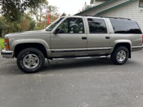 1999 Chevrolet Suburban K2500 LT 7.4L 4×4