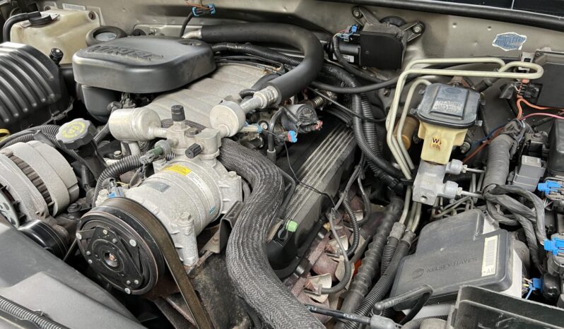 
								1999 Chevrolet Suburban K2500 LT 7.4L 4×4 full									