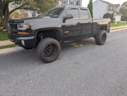 2017 Chevrolet Silverado 1500 LT Z71 Double Cab 2