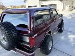 
										1991 Ford Bronco Eddie Bauer Silver full									