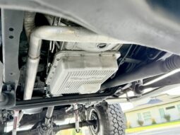 
										1991 Ford Bronco Eddie Bauer Silver full									