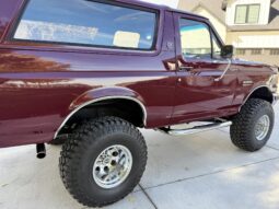 
										1991 Ford Bronco Eddie Bauer Silver full									