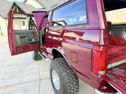 
										1991 Ford Bronco Eddie Bauer Silver full									