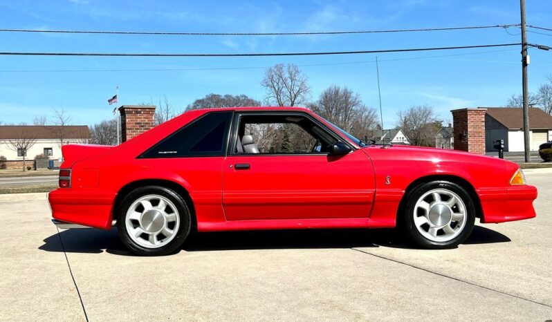 
								1993 Ford Mustang Hatchback 5.0 full									