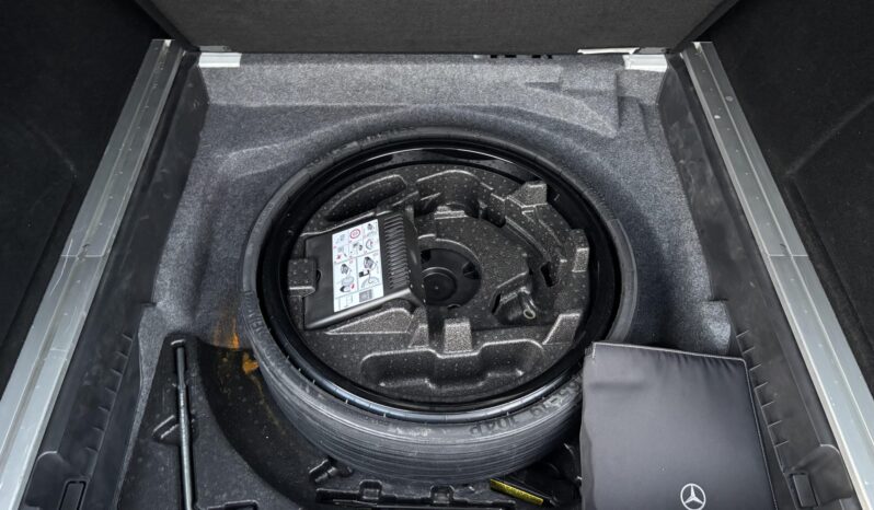 
								2009 Mercedes-Benz ML63 AMG 4MATIC full									