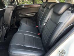 
										2009 Mercedes-Benz ML63 AMG 4MATIC full									