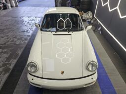 
										1990 Porsche 911 Carrera 2 Coupe 5-Speed full									