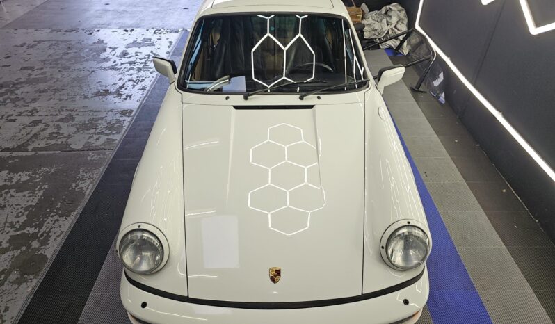 
								1990 Porsche 911 Carrera 2 Coupe 5-Speed full									