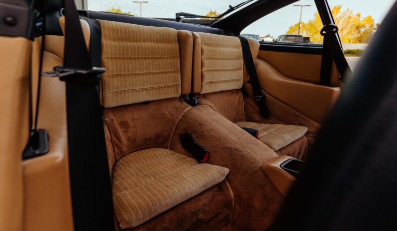 
								1990 Porsche 911 Carrera 2 Coupe 5-Speed full									