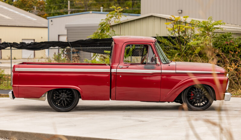 
								1966 Ford F-100 full									