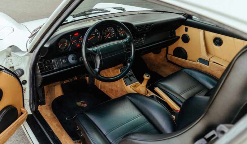 
								1990 Porsche 911 Carrera 2 Coupe 5-Speed full									