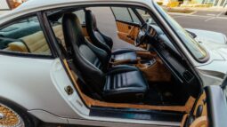 
										1990 Porsche 911 Carrera 2 Coupe 5-Speed full									