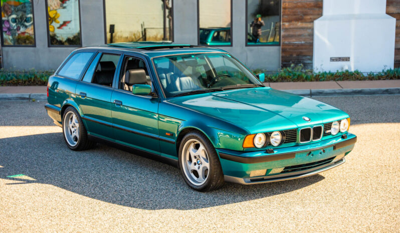 								1993 BMW M5 Touring full									