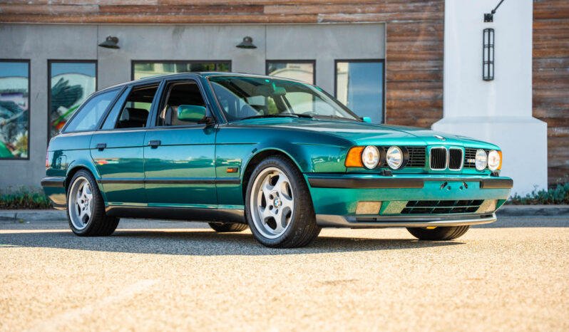 								1993 BMW M5 Touring full									