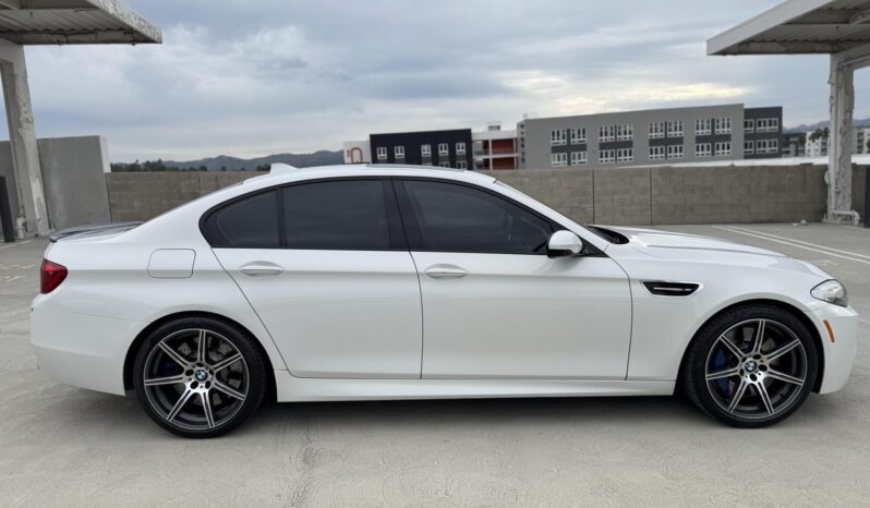 								2013 BMW M5 full									