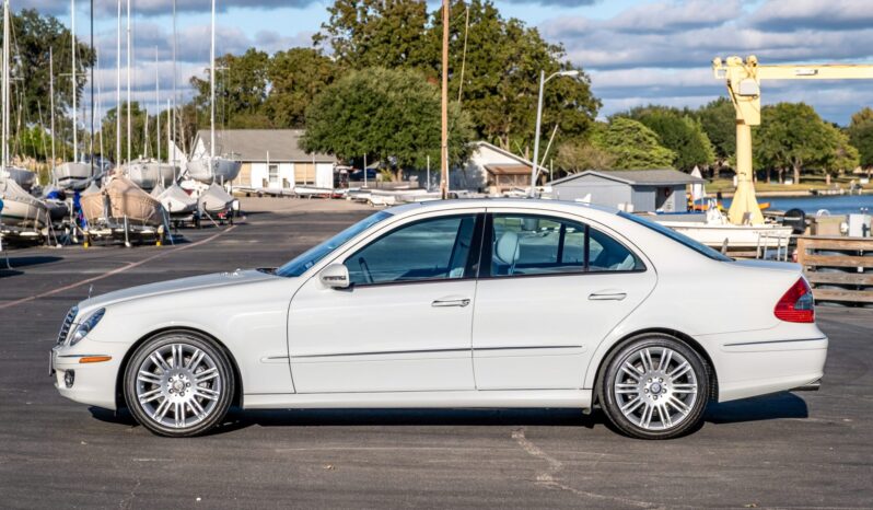 
								2008 Mercedes-Benz E350 Sport Sedan full									