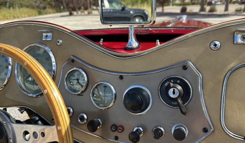 
								1952 MG TD full									