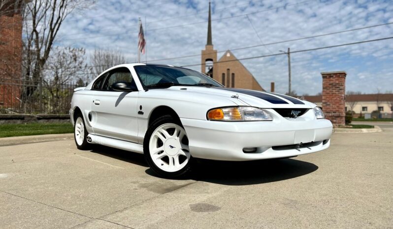
								1997 Ford Mustang White 4.6l 5 Speed Manual full									