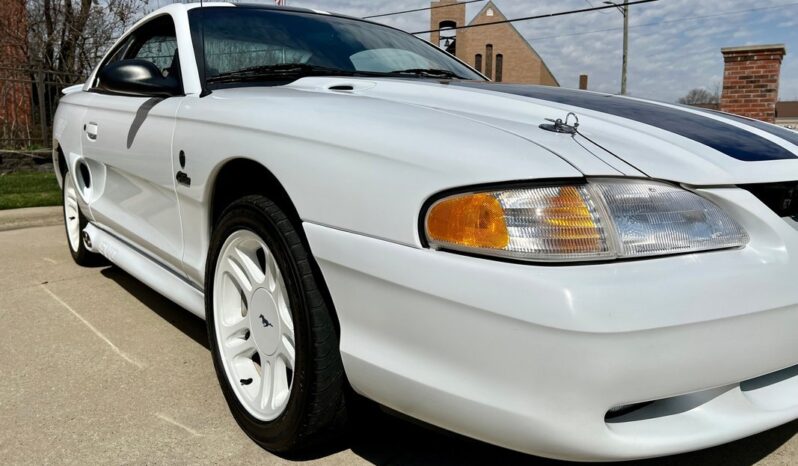 
								1997 Ford Mustang White 4.6l 5 Speed Manual full									