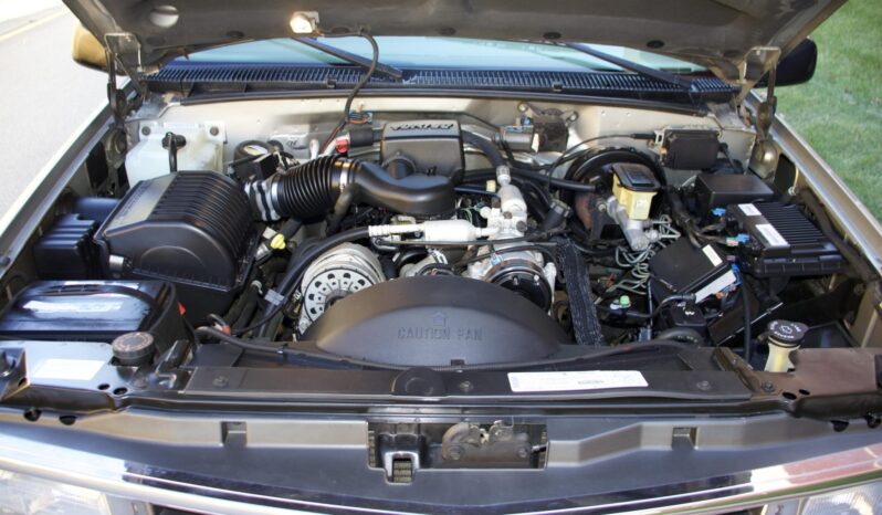 
								1999 Chevrolet Tahoe LT full									