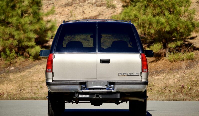 
								1999 Chevrolet Tahoe LT full									