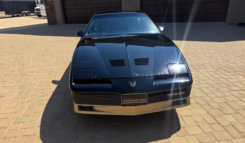 
								1985 Pontiac Firebird Trans Am 5-Speed full									
