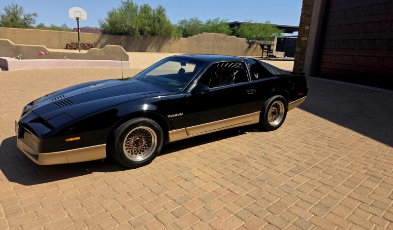 1985 Pontiac Firebird Trans Am 5-Speed 1