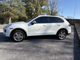 
										2014 Porsche Cayenne Turbo full									