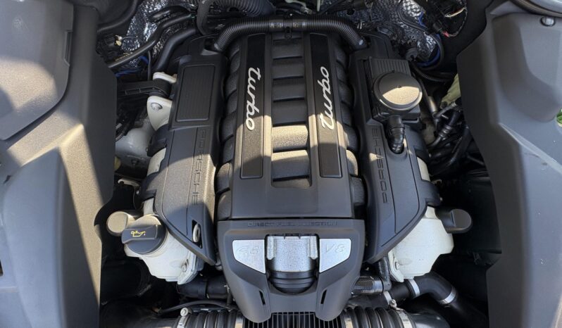 
								2014 Porsche Cayenne Turbo full									