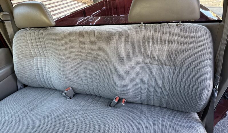 
								1998 Chevrolet K2500 HD Cheyenne 4×4 full									