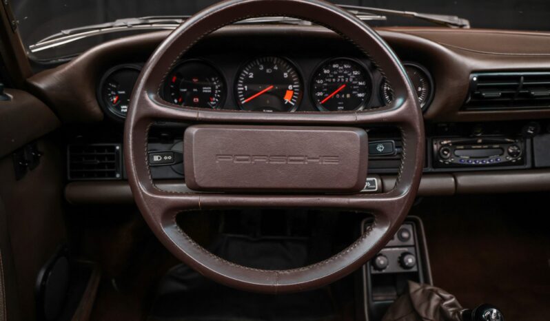 
								1986 Porsche 911 Carrera Coupe full									