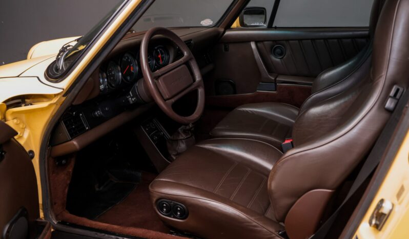 
								1986 Porsche 911 Carrera Coupe full									